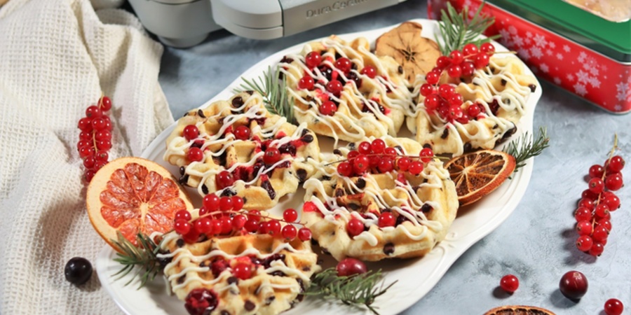 Rețetă waffe cu ciocolată, merișoare și rom la aparatul de gofre DuraCeramic Breville by Teos Kitchen