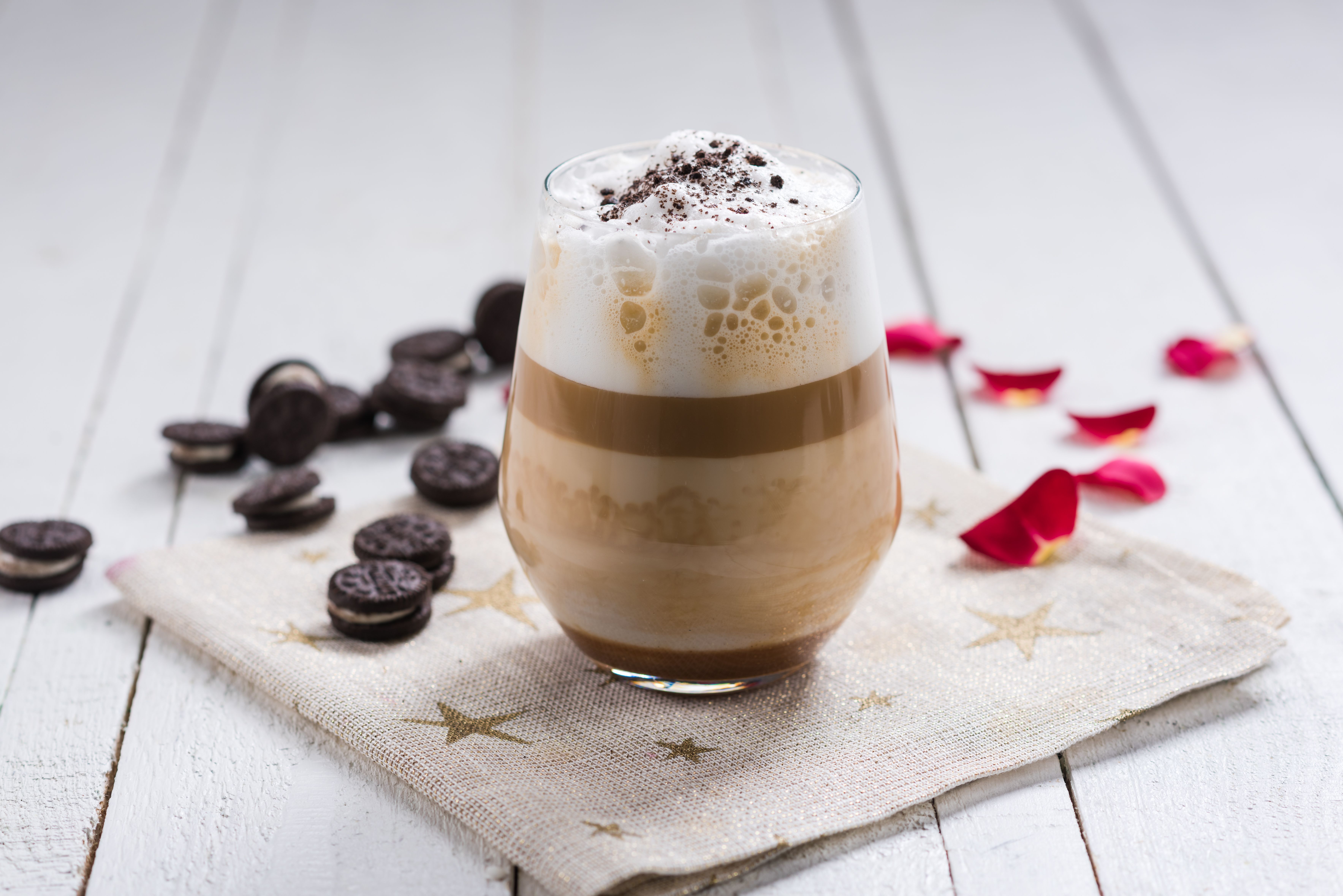 Reteta - Caffe latte cu sos caramel