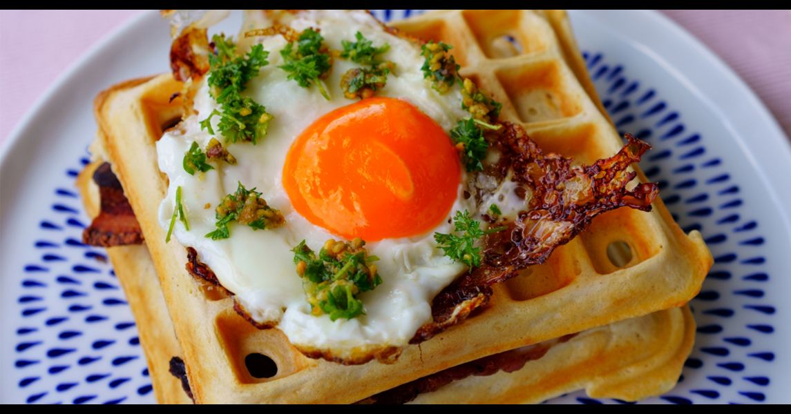 Rețetă waffles neutre (dulci sau sărate) pregătite la Aparatul de Gofre Duraceramic Breville by