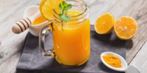 Reteta - Limonada cu turmeric anti-raceala