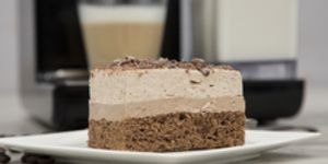 Rețetă prăjitură cappuccino cu mascarpone și ciocolată preparată la Espressor Manual cu Lapte Prima Latte II by Diva în Bucătărie
