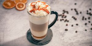 Rețetă Salted Caramel Latte Machiato la espressorul Breville Barista Max by Adrian Cărădeanu