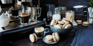 Rețetă Macarons cu espresso la Espressorul Manual Barista Max + Breville