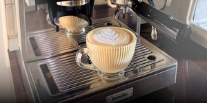 Rețetă Honey Cappuccino la espressor Barista Signature