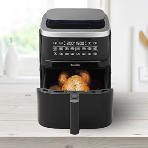 airfryer breville halo steam deschis cu pui intreg inauntru