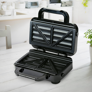 sandwich maker extra deep fill breville deschis pe masa