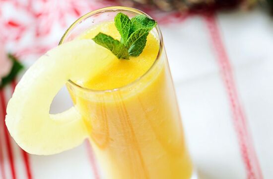 Reteta energizant cu ananas, portocale, clementine si grapefruit