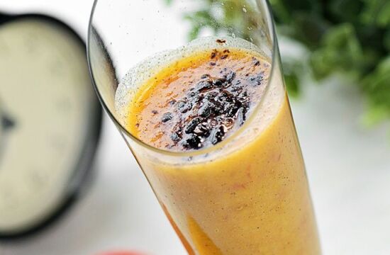 Reteta smoothie de piersici si sirop de agave