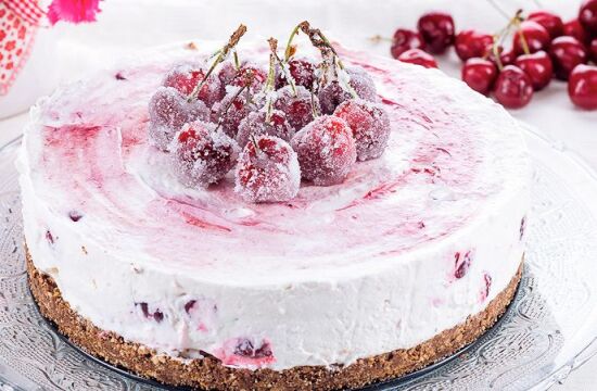 Rețetă cheesecake rece cu cireșe