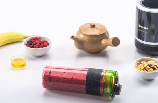 Reteta smoothie cu fructe de padure si musli