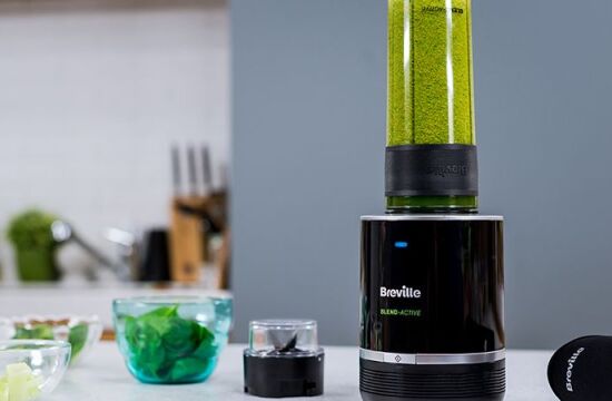 Reteta smoothie verde pentru mic dejun, made by Cristina Bazavan