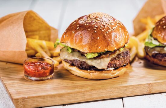 Rețetă burger de vită la Breville Ultimate Grill