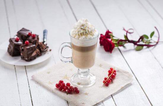 Rețetă Dolce Caffe Latte cu frișcă