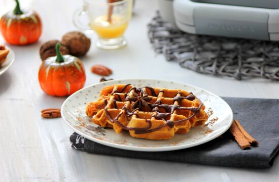 Rețetă Vafe cu dovleac, scorțișoară și nuci pecan la Waffle Maker DuraCeramic by Laura's Sweets