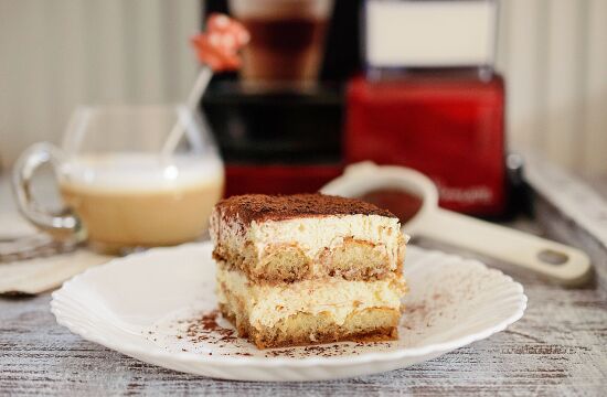 Rețetă Tiramisu cu cafea preparată la espressorul Prima Latte by Dulciuri fel de fel