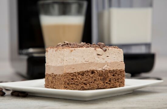 Rețetă prăjitură cappuccino cu mascarpone și ciocolată preparată la espressor manual cu lapte Prima Latte II by Diva în Bucătărie