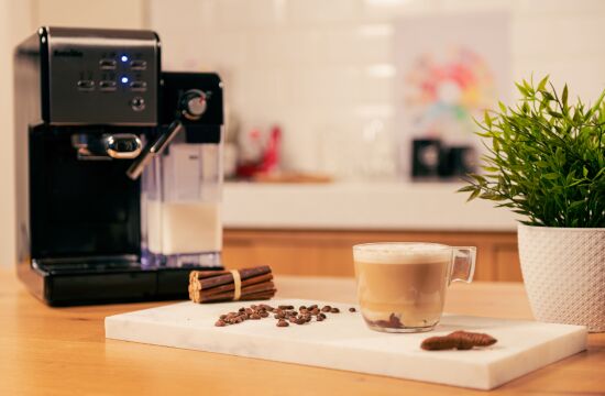 Rețetă Cappuccino cu ciocolată la espressorul Breville Prima Latte II by Adrian Cărădeanu