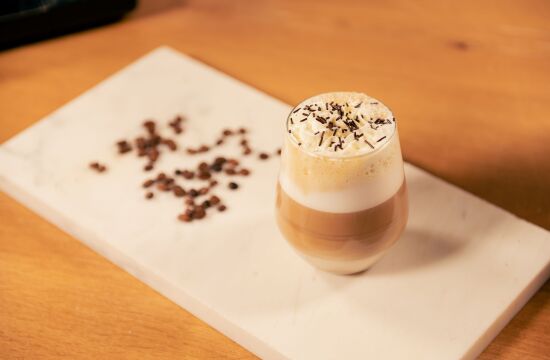 Rețetă Caffe latte cu cremă de whiskey la espressorul manual Prima Latte II by Adrian Cărădeanu