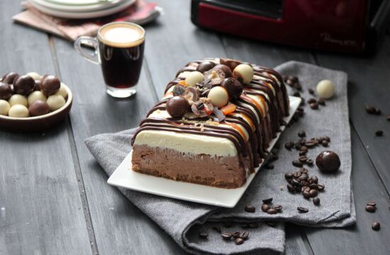 Rețetă prăjitură cu cafea preparată la espressorul Prima Latte și ciocolată by Laura's Sweets