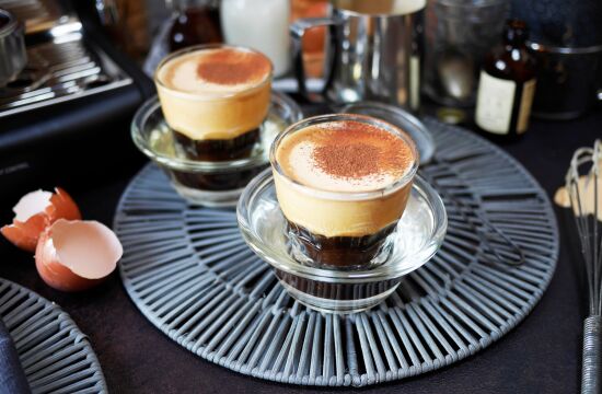 Rețetă cafea vietnameză cu ou la Espressorul Manual Barista Max + Breville
