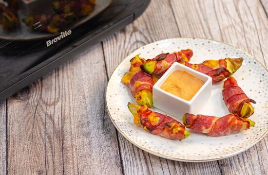 Rețetă rulouri de avocado cu bacon la Breville Air Fryer by Chef Roxana Blenche