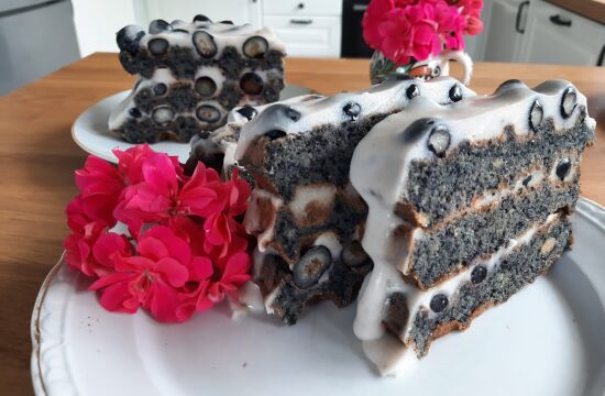 Rețetă tort vegan de vafe (fără gluten) cu afine la aparatul de gofre Duraceramic by Dieta de rotație