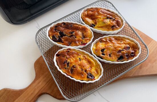 Rețetă clafoutis cu prune la Breville Air Fryer by Mama Gătește