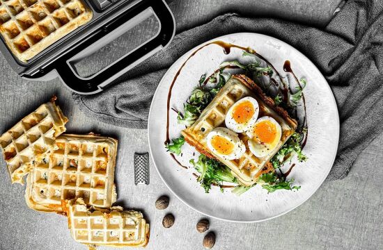 Rețetă waffles cu cheddar și jalapeno la aparatul de gofre Duraceramic Breville by Daniel Breda