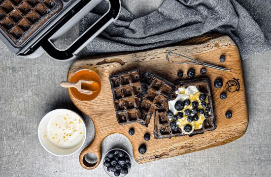 Rețetă Waffles cu pudră de afine la Aparat de Gofre Duraceramic Breville by Daniel Breda