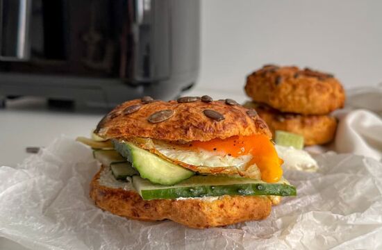 Rețetă bagels fără dospire la airfryer Halo Steam Digital, Breville by Simona Trușcă