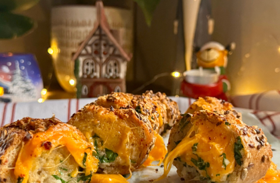Rețetă baghetă aromatizată cu unt, usturoi și cheddar la airfryer Breville de 10L by Alexandra Banu