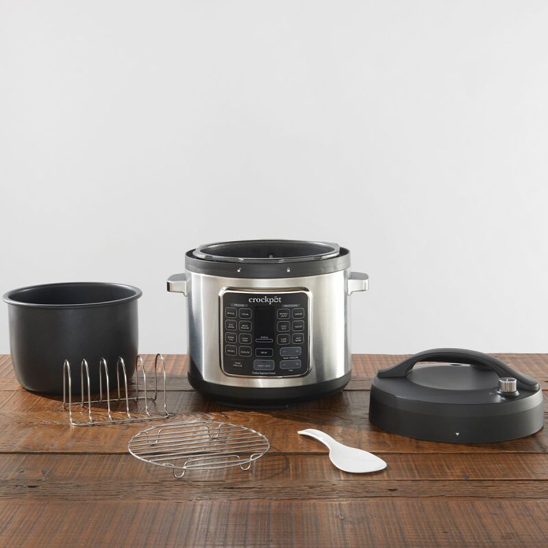 Multicooker Turbo Express cu gătire sub presiune