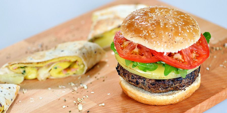 Rețetă hamburger de casă la sandwich-maker Panini Breville