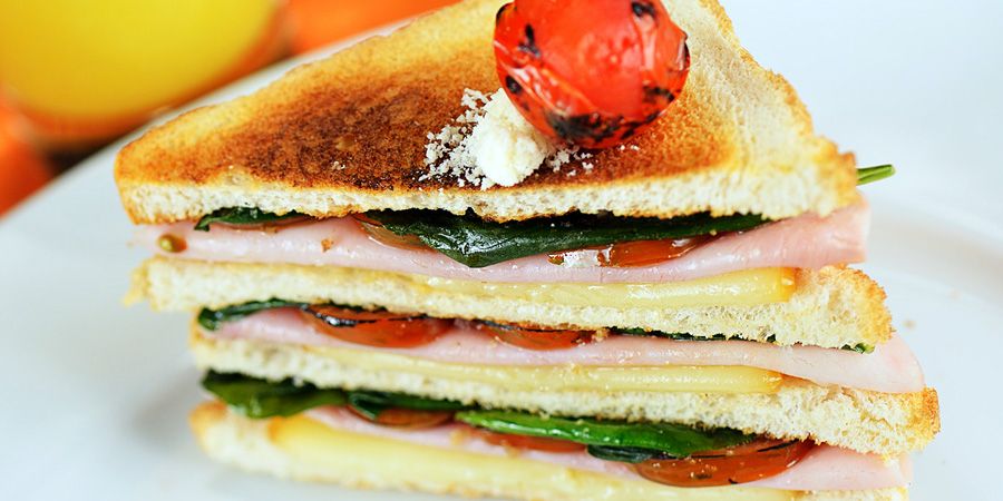 Rețetă Club Sandwich la sandwich maker Panini Breville
