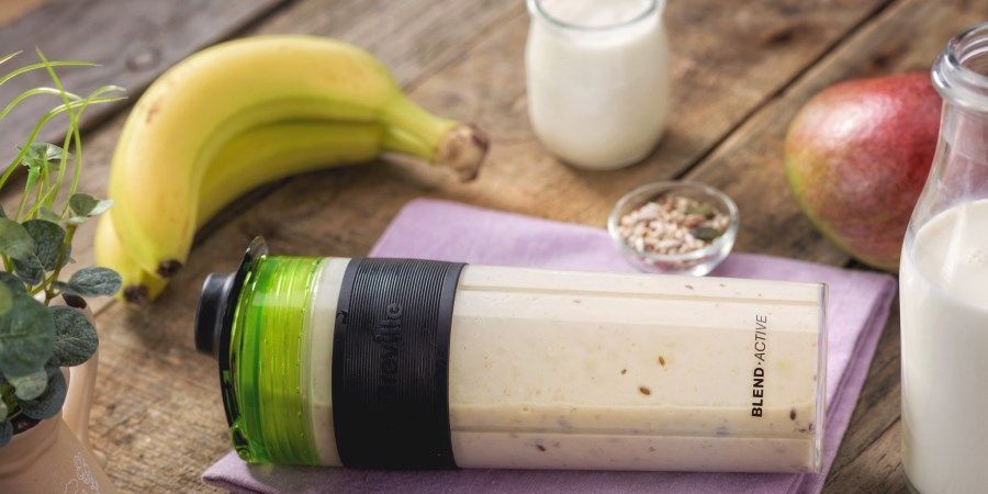 Reteta smoothie fitness cu banane, mango si mix de seminte