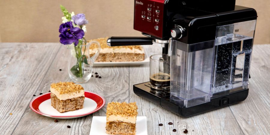 Rețetă prăjitură cu nucă și cremă de cafea by Diva în Bucătărie