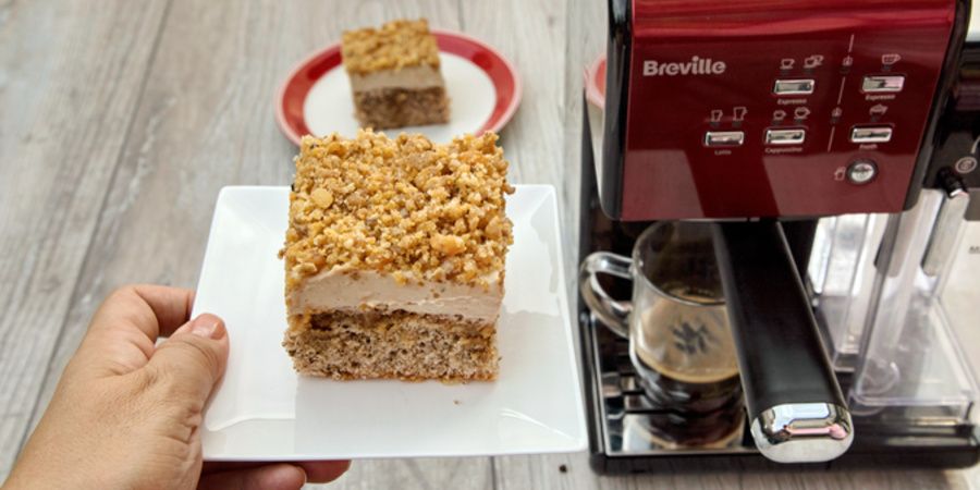 Rețetă prăjitură cu nucă și cremă de cafea by Diva în Bucătărie