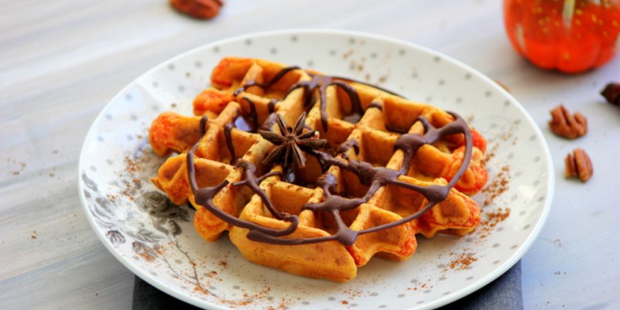 Rețetă Vafe cu dovleac, scorțișoară și nuci pecan la Waffle Maker DuraCeramic by Lauras Sweets