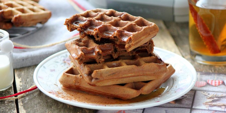 Reteta vafe cu aroma de turta dulce by Lauras Sweets la Waffle Makerul DuraCeramic