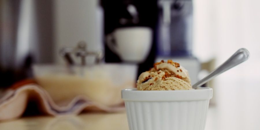 Rețetă înghețată cu cafea preparată la espressorul Prima Latte Silver by Rețete Papa Bun
