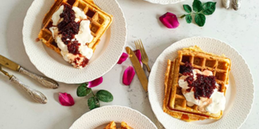 Rețetă waffles cu brânză de vaci sau papanași în formă de waffles la Aparat de Gofre Duraceramic Breville by Prăjiturela