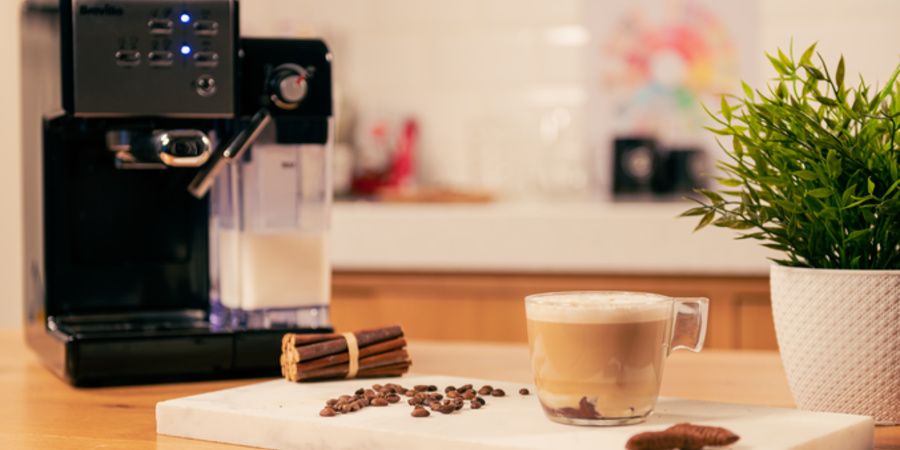 Rețetă Cappuccino cu ciocolată la espressorul Breville Prima Latte II by Adrian Cărădeanu
