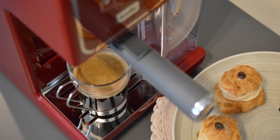 Rețetă Mini Choux cu cafea preparată la espressorul Breville Prima Latte III by Rețete Papa Bun
