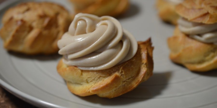 Rețetă Mini Choux cu cafea preparată la espressorul Breville Prima Latte III by Rețete Papa Bun