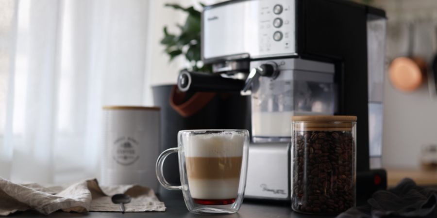Rețetă Caramel Latte la espressorul Breville Prima Latte by Bucătar Maniac