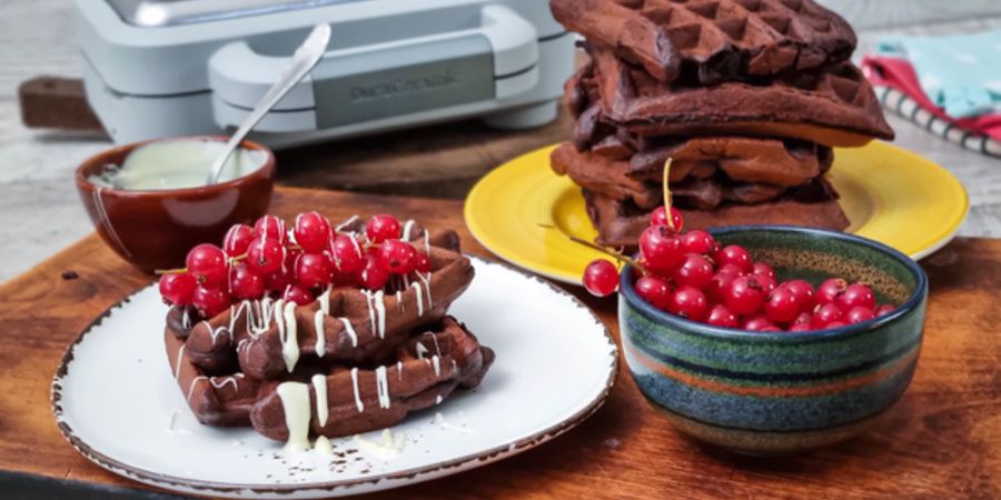 Rețetă waffles cu ciocolată și alune la aparatul de gofre Breville DuraCeramic by Ciocolată și Vanilie