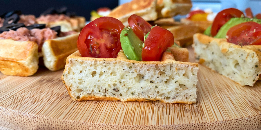 Rețetă Gofre cu parmezan și ierburi aromatice la aparatul de gofre Breville DuraCeramic by Flavia Hirișcău