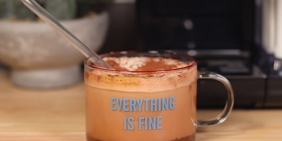 3 retețe de băuturi de vară pe bază de cafea la espressor Prima Latte II by Teos Kitchen