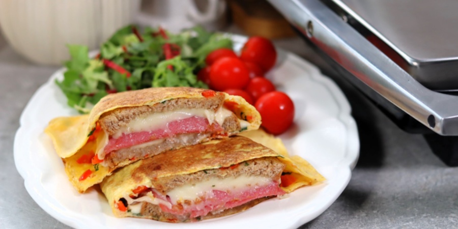 Sandwich în omletă la Sandwich-Maker Panini Large Breville