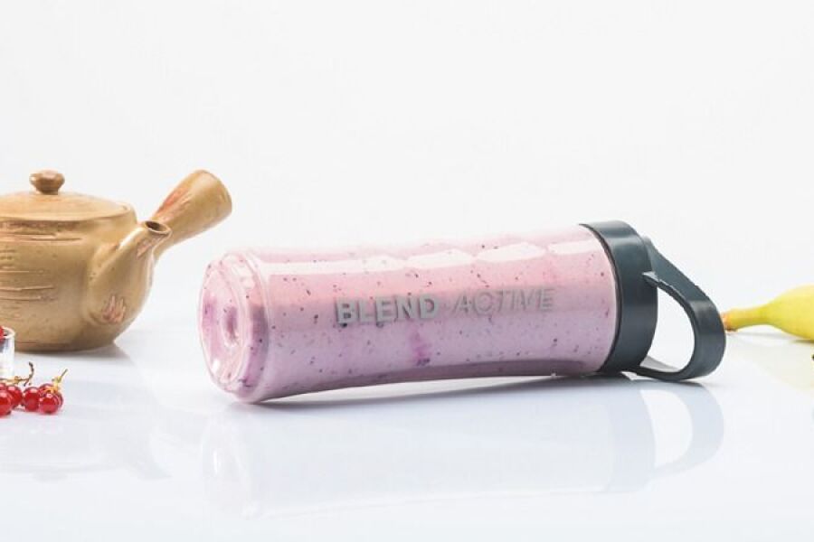 Reteta shake de coacaze, banane si ceai alb